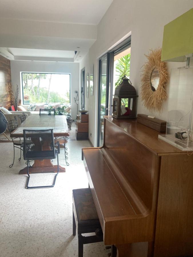 Villa de charme avec piscine et jacuzzi dans cadre exceptionnel Mirabeau Extérieur photo